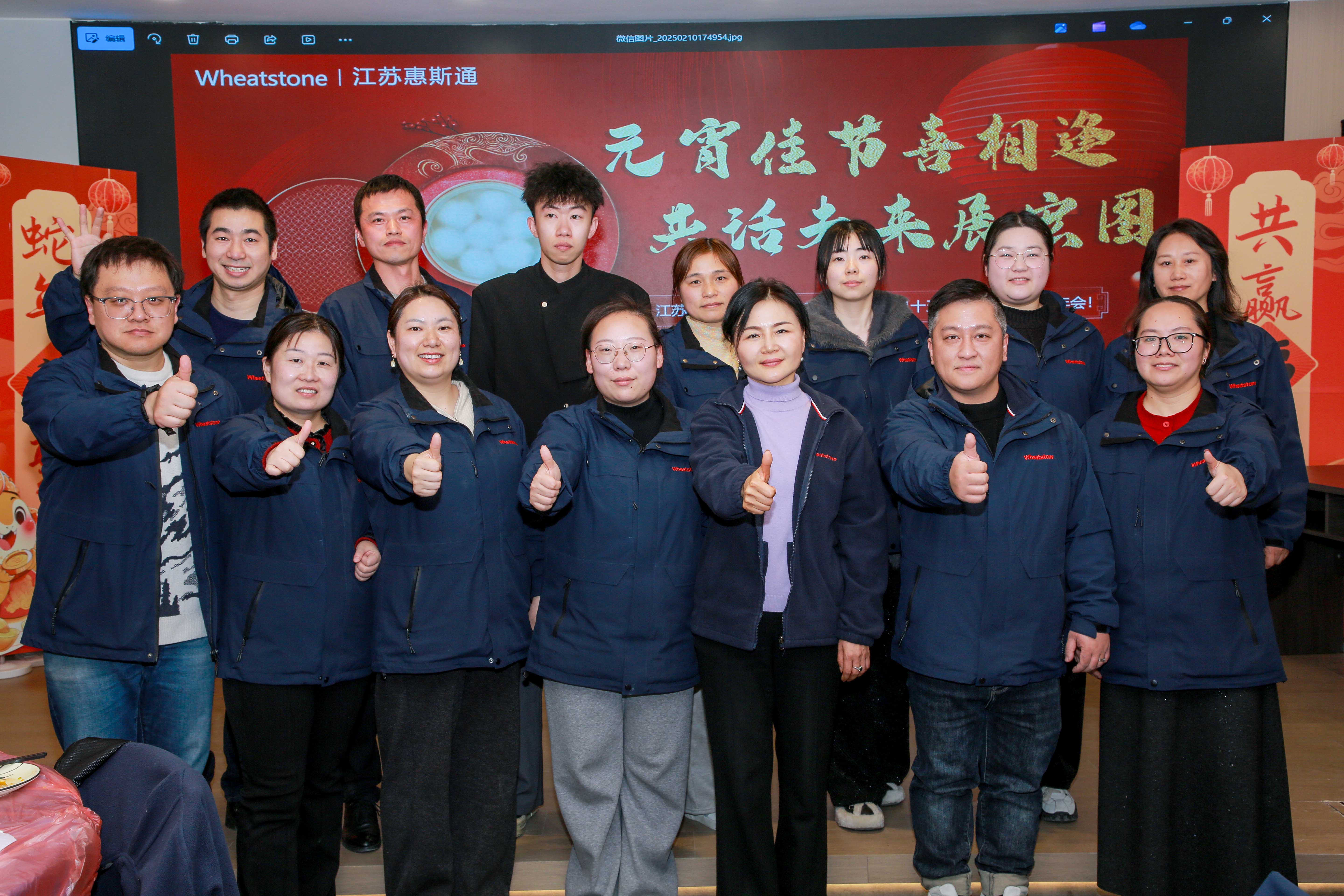 43094829.jpg 43094829.jpg